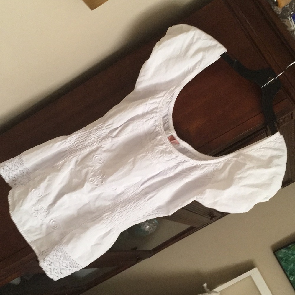 Sexy Senorita White Embroidered Top from MEXICO